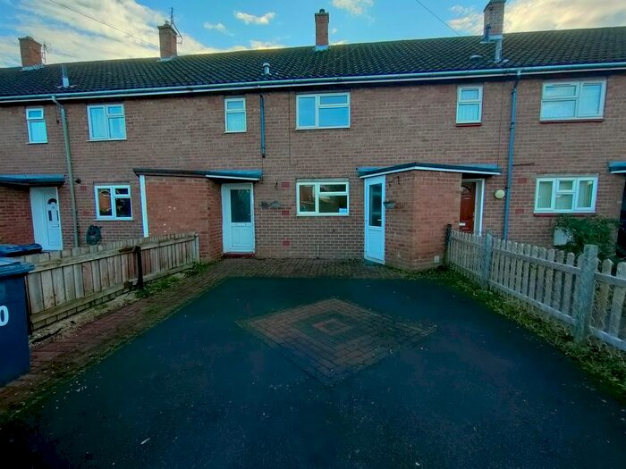 3 Bedroom Terraced House To Rent In Monkmoor, Shrewsbury SY2