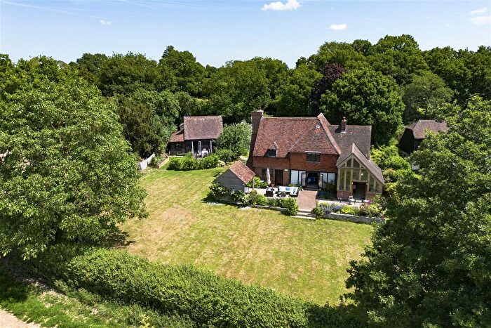 8 Bedroom Detached House For Sale In Somerden Green, Chiddingstone, TN8