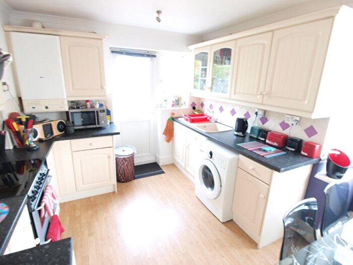 3 Bedroom End Of Terrace House To Rent In St Johns Road, Benfleet, Essex, SS7