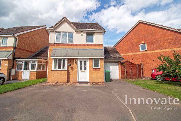 3 Bedroom Detached House For Sale In Dudley Road East, Oldbury, B69