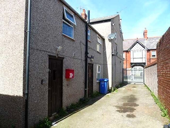 2 Bedroom Flat To Rent In Bedford Street, Rhyl, LL18