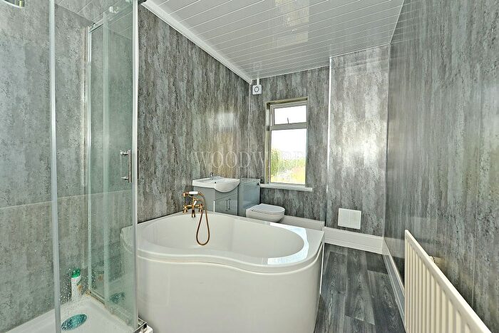 2 Bedroom Detached House For Sale In Littlemoor Lane, Newton, DE55