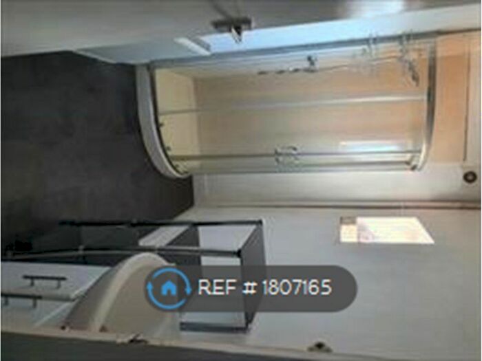 1 Bedroom Flat To Rent In Newcastle Street, Stoke-On-Trent, ST6