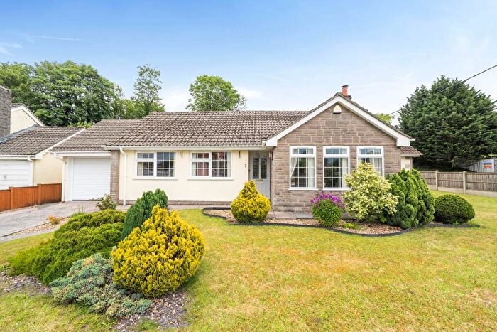 3 Bedroom Bungalow For Sale In Charlton Close, Shepton Mallet, BA4