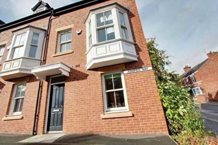 6 Bedroom House To Rent In Juniper Way, DH1