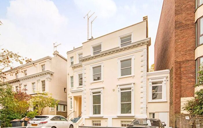 4 Bedroom Flat To Rent In Finchley Road, St John Wood, London, NW8