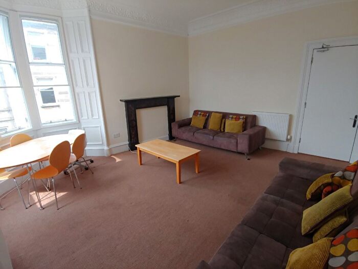 5 Bedroom Flat To Rent In Bruntsfield Place, Edinburgh, EH10