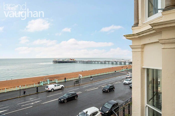Flat To Rent In Marine Parade, Brighton, BN2