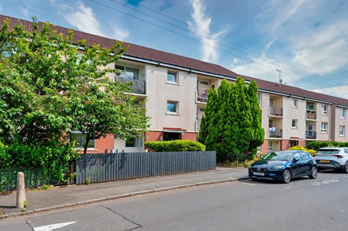 2 Bedroom Flat To Rent In Rotherwood Avenue, Glasgow, G13
