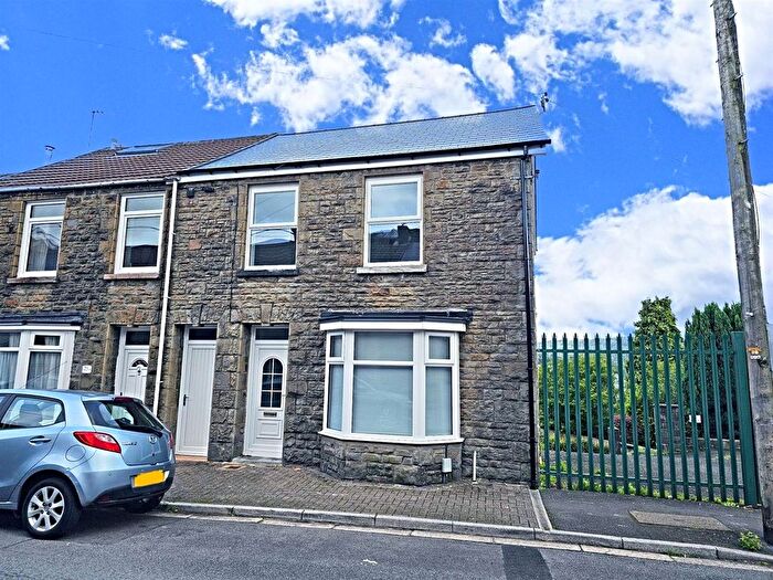 3 Bedroom End Of Terrace House To Rent In Graig Street, Graig, Pontypridd, CF37