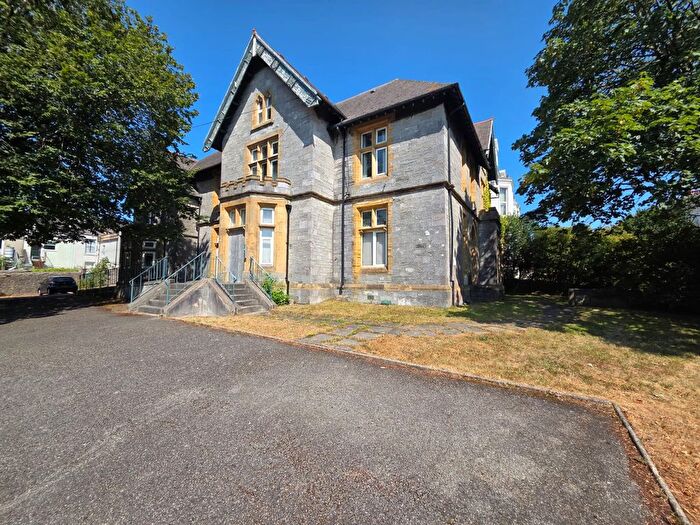 2 Bedroom Flat To Rent In Greenbank Road, Plymouth, PL4