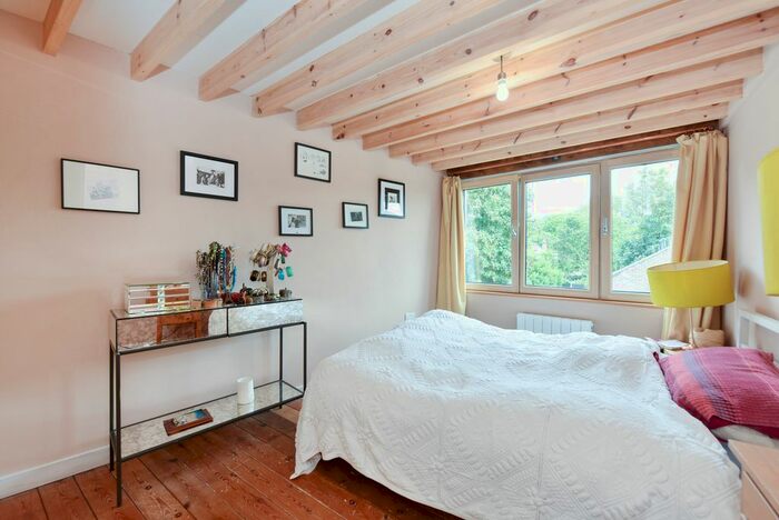 2 Bedroom End Of Terrace House For Sale In Cassland Road, London, E9