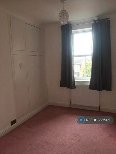 4 Bedroom Terraced House To Rent In North Lodge Avenue, Harrogate, HG1
