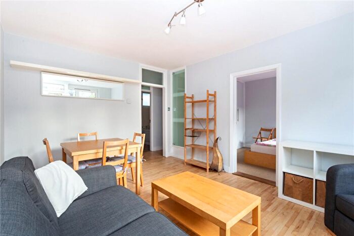 1 Bedroom Apartment To Rent In Aubert Park, Highbury, N5