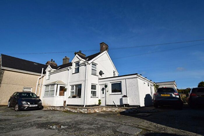 4 Bedroom House For Sale In Penybryn, Penrhyndeudraeth, LL48