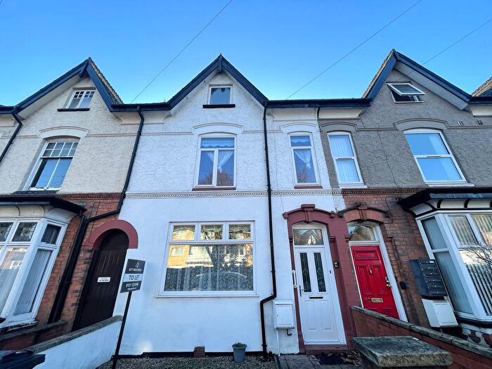 3 Bedroom Semi-Detached House To Rent In Rectory Road, Sutton Coldfield, B75