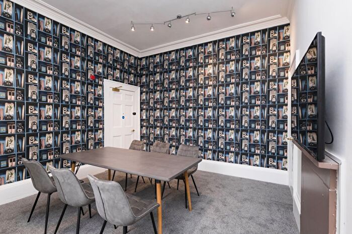 Studio To Rent In Leazes Terrace, Newcastle Upon Tyne, NE1