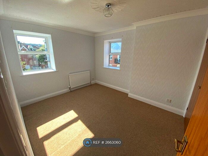1 Bedroom Flat To Rent In Boscombe Spa Road, Bournemouth, BH5