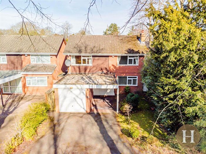4 Bedroom Detached House For Sale In Augustus Road, Birmingham, B15