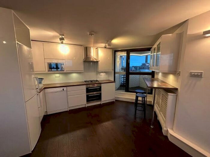 2 Bedroom Flat To Rent In World's End Estate, London, SW10