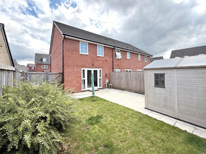 3 Bedroom Terraced House For Sale In Brow Way, Hyde, SK14
