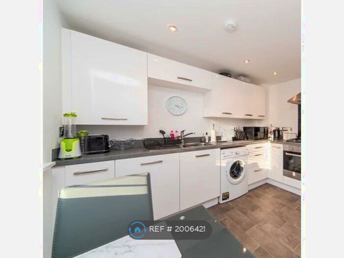 3 Bedroom Terraced House To Rent In Boothen Road, Stoke On Trent, ST4