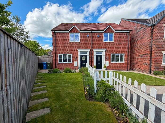 2 Bedroom Semi Detached House For Sale In Willow Drive, Shireoaks, S81