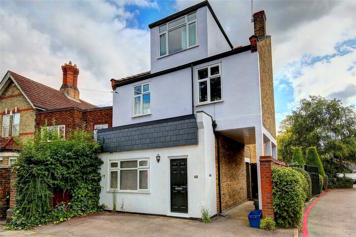 2 Bedroom Flat To Rent In Waldegrave Road, Teddington, TW11