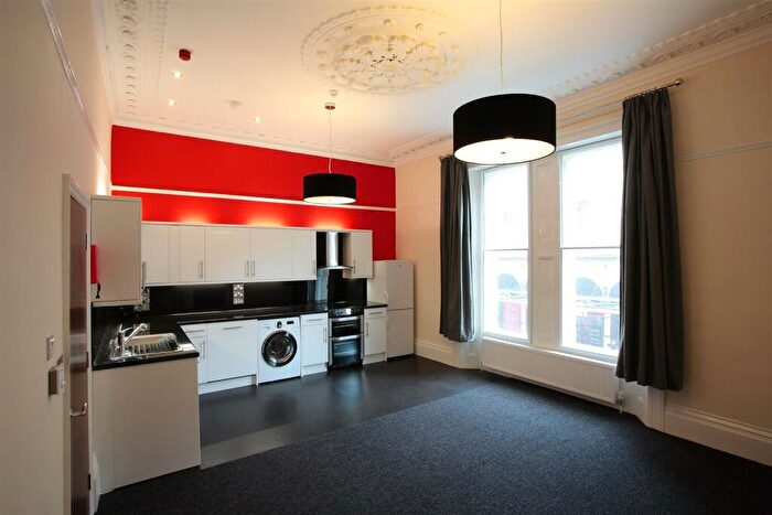 1 Bedroom Flat To Rent In Queens Road, Clifton, BS8