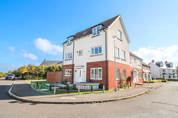 5 Bedroom Semi-Detached House For Sale In Fennel Road, Bristol, Portishead, BS20