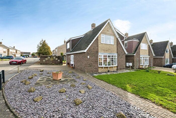 3 Bedroom Bungalow For Sale In Coniston Road, Peterborough, PE4