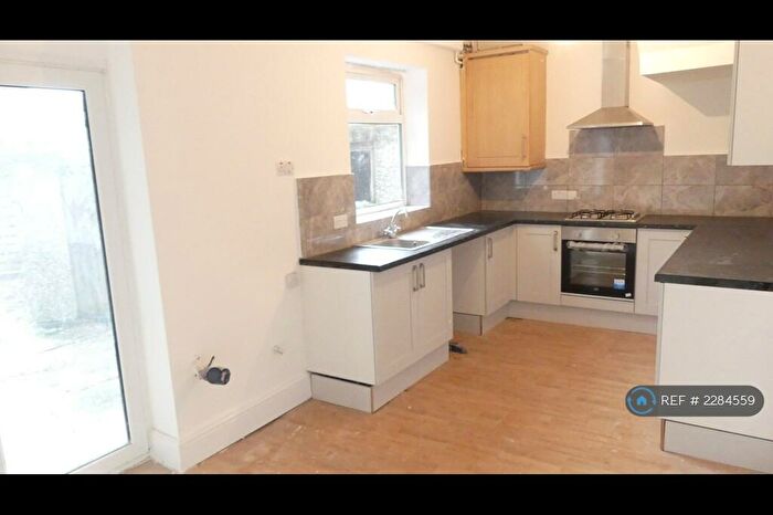 3 Bedroom Semi-Detached House To Rent In Boarshaw Road, Middleton, Manchester, M24