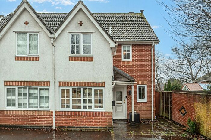 3 Bedroom Semi-Detached House For Sale In Stoke Heights, Fair Oak, Eastleigh, Hampshire, SO50