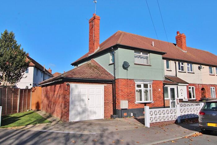 3 Bedroom End Of Terrace House For Sale In Moorings Way, Southsea, PO4