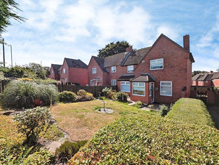 3 Bedroom Semi-Detached House For Sale In West Road, Benwell, Newcastle Upon Tyne, NE15