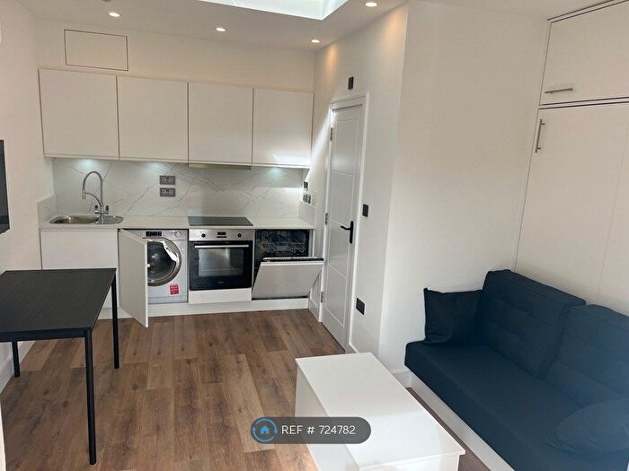 Studio To Rent In Ashbourne Road, London, W5