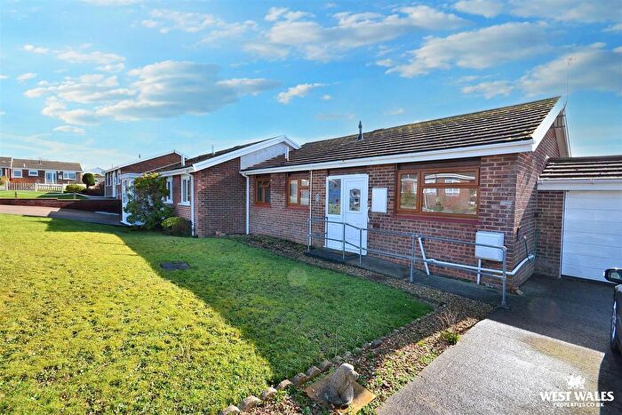 2 Bedroom Semi-Detached Bungalow For Sale In Fleming Way, Neyland, Milford Haven, SA73
