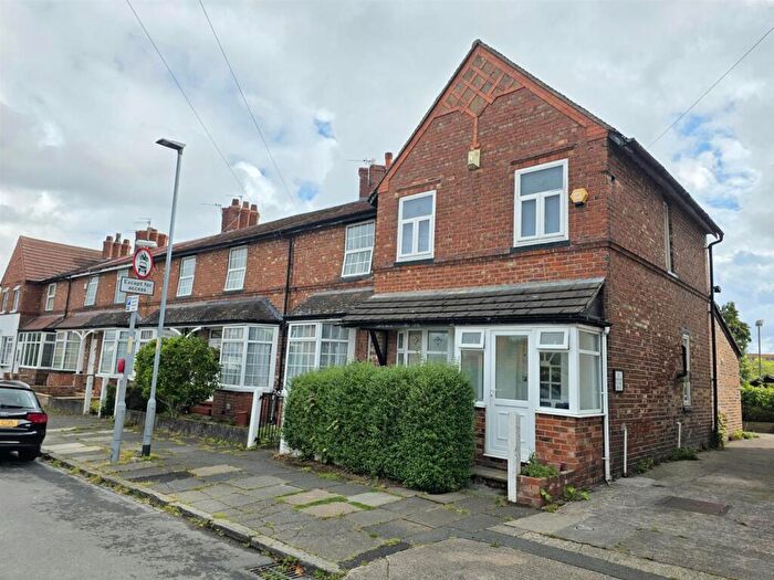 3 Bedroom Terraced House For Sale In Trenchard Drive, Moss Nook, M22