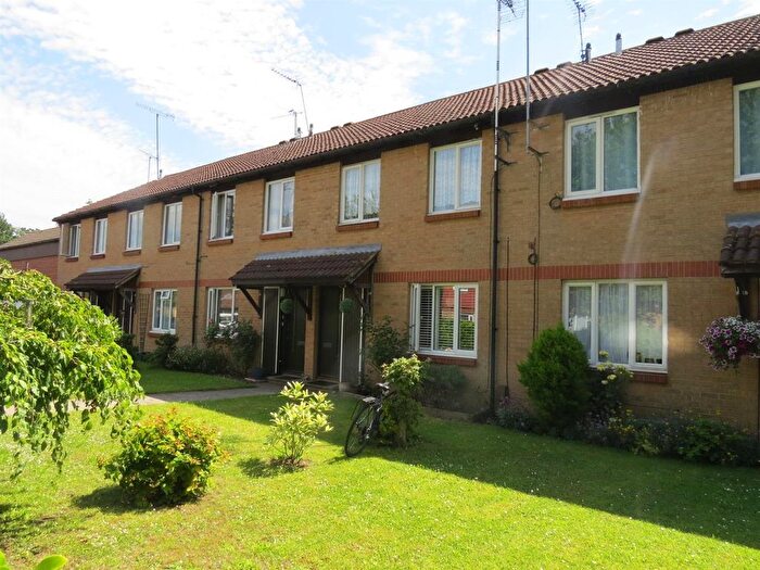 1 Bedroom Flat To Rent In Taylor Close, Farnborough, Orpington, BR6