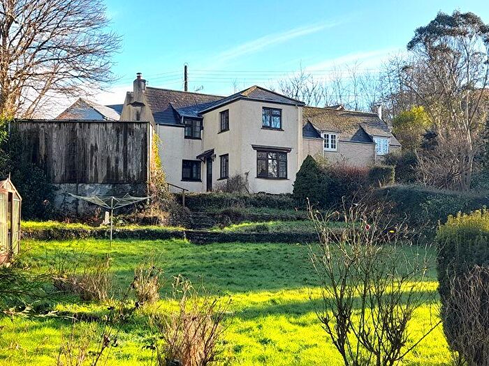 3 Bedroom Cottage For Sale In Modus Lane, Sticker, PL26