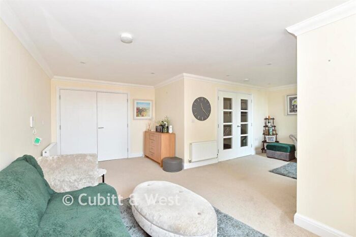 2 Bedroom Duplex For Sale In Bolnore Road, Haywards Heath, West Sussex, RH16