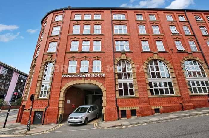 3 Bedroom Apartment For Sale In Pandongate House, City Road, Newcastle Upon Tyne, NE1
