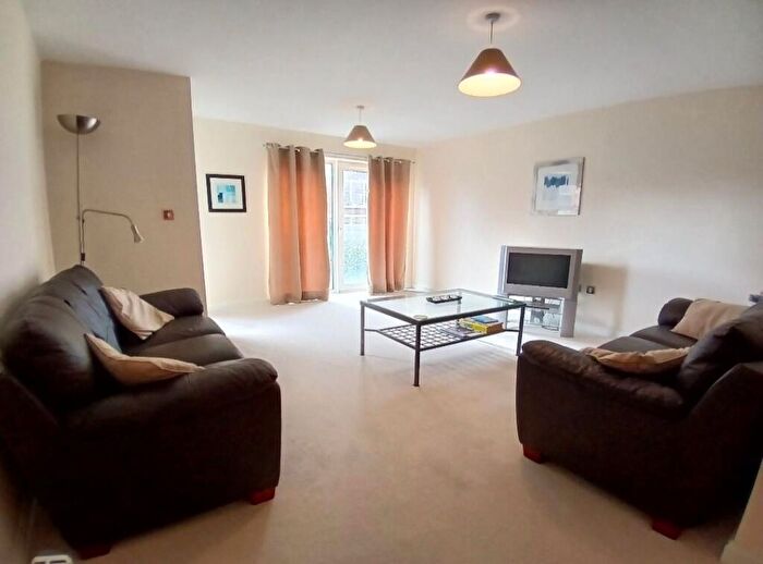 1 Bedroom Apartment For Sale In Chandlery Way, Cardiff, CF10