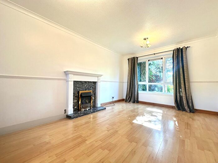 3 Bedroom End Of Terrace House To Rent In Lindridge Drive, Minworth, B76