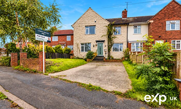 3 Bedroom Semi-Detached House For Sale In Lime Crescent, Church Warsop, NG20