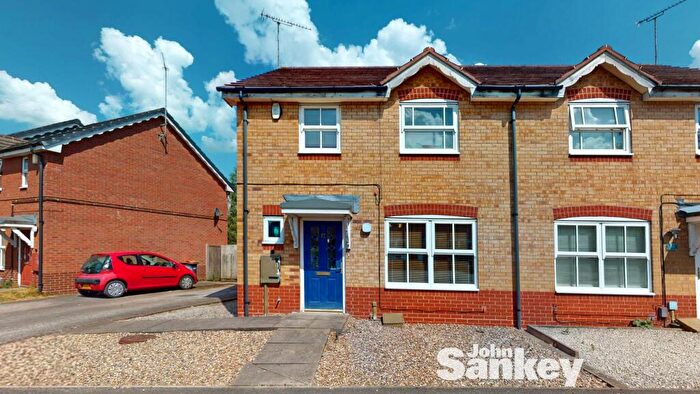 3 Bedroom Semi-Detached House For Sale In Crowtrees Drive, Sutton-In-Ashfield, NG17