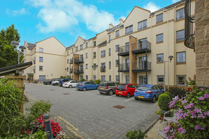 1 Bedroom Flat For Sale In Templars Court, High Street, Linlithgow, EH49
