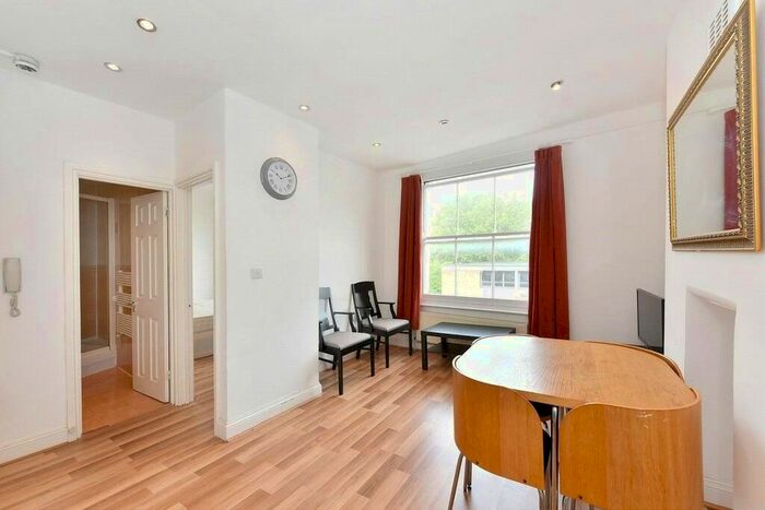 1 Bedroom Flat To Rent In Moscow Road, Notting Hill, W2