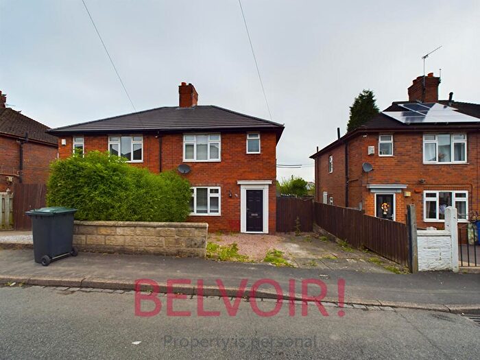3 Bedroom Semi-Detached House To Rent In Standersfoot Place, Chell, Stoke-on-Trent, ST6