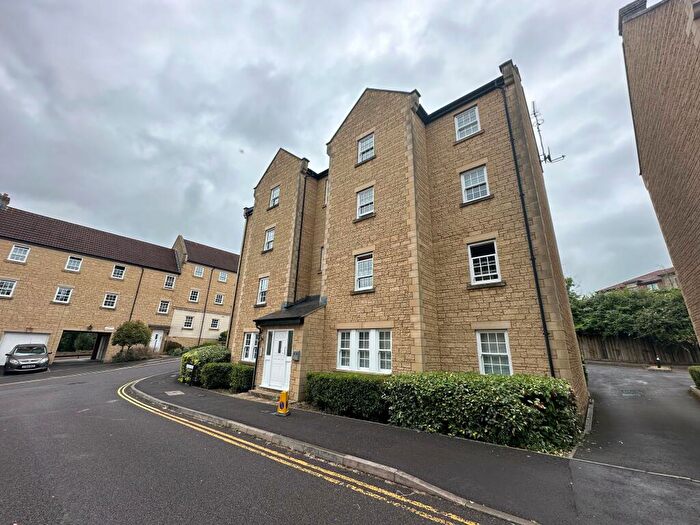 2 Bedroom Apartment To Rent In Fuller Close, Chippenham, SN15